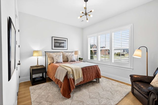 7017 Lampkins Crossing Dr, College Grove, TN 37046