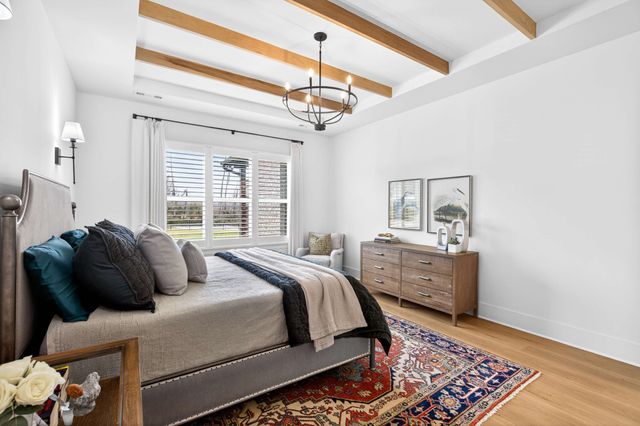 7017 Lampkins Crossing Dr, College Grove, TN 37046