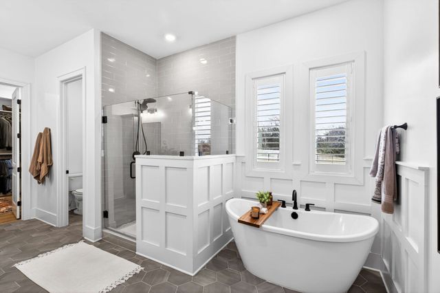 7017 Lampkins Crossing Dr, College Grove, TN 37046