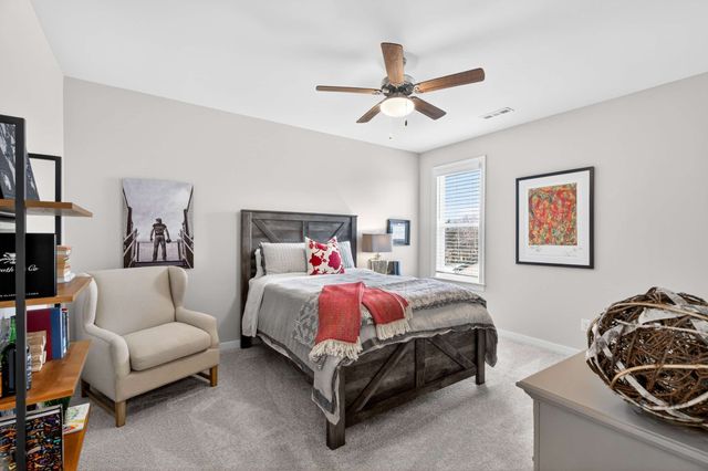 7017 Lampkins Crossing Dr, College Grove, TN 37046