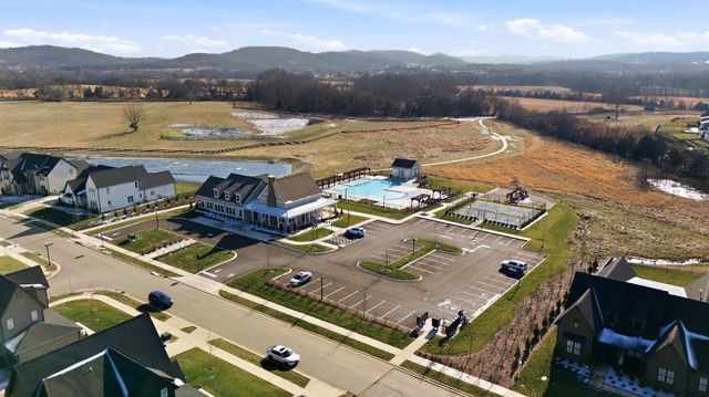 7017 Lampkins Crossing Dr, College Grove, TN 37046