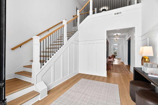 7017 Lampkins Crossing Dr, College Grove, TN 37046