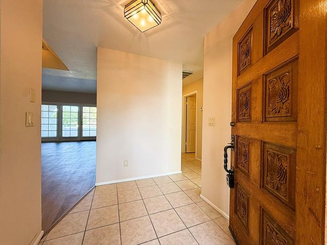 6112 N 28th Street, Phoenix, AZ 85016