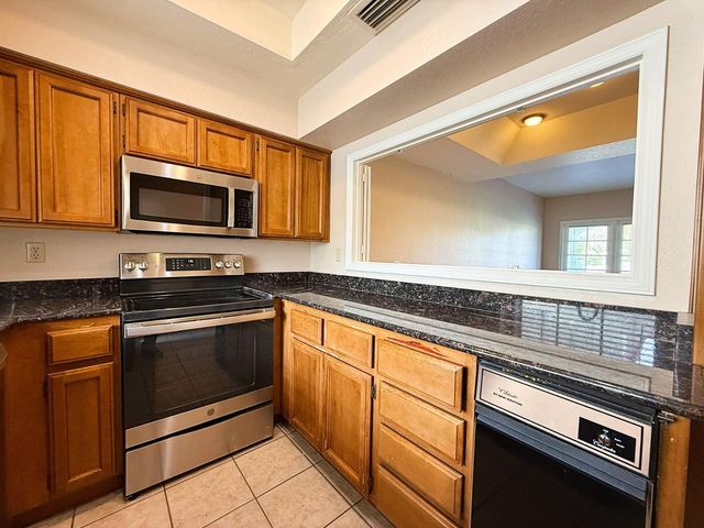 6112 N 28th Street, Phoenix, AZ 85016