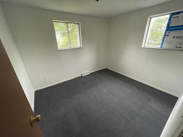 6907 Parkbelt Drive, Flint, MI 48505