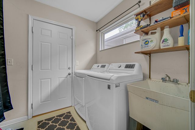 11130 Allendale Court, Crown Point, IN 46307