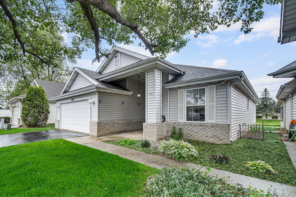 11130 Allendale Court, Crown Point, IN 46307