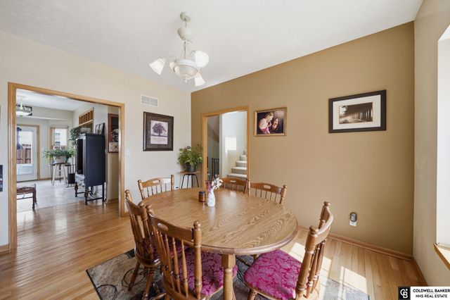 1550 Meadow Lark Road, Lincoln, NE 68521