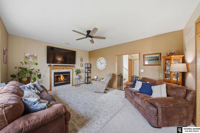 1550 Meadow Lark Road, Lincoln, NE 68521