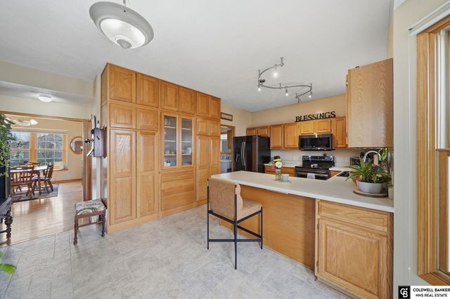 1550 Meadow Lark Road, Lincoln, NE 68521