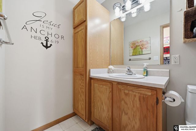 1550 Meadow Lark Road, Lincoln, NE 68521