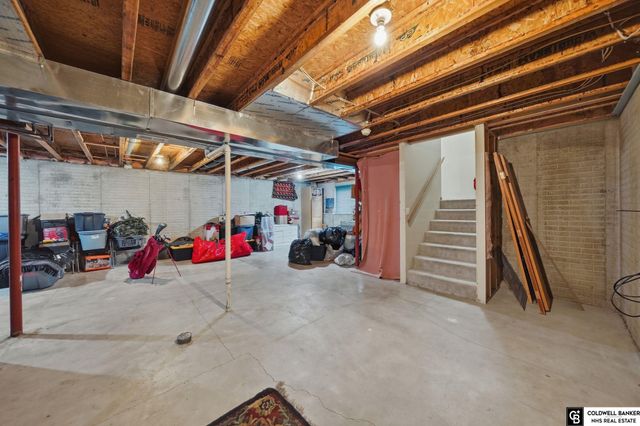 1550 Meadow Lark Road, Lincoln, NE 68521
