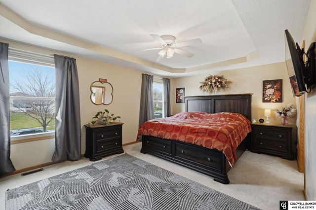 1550 Meadow Lark Road, Lincoln, NE 68521