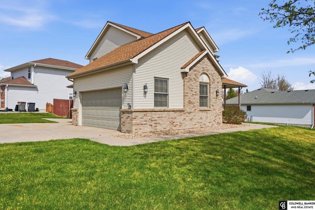 1550 Meadow Lark Road, Lincoln, NE 68521