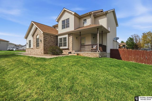 1550 Meadow Lark Road, Lincoln, NE 68521
