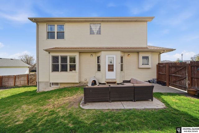 1550 Meadow Lark Road, Lincoln, NE 68521