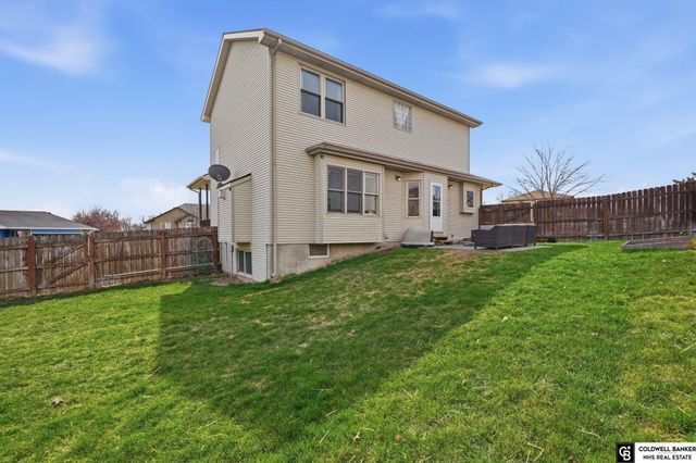 1550 Meadow Lark Road, Lincoln, NE 68521