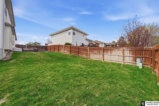 1550 Meadow Lark Road, Lincoln, NE 68521