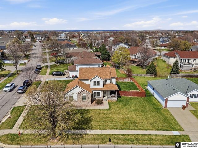 1550 Meadow Lark Road, Lincoln, NE 68521