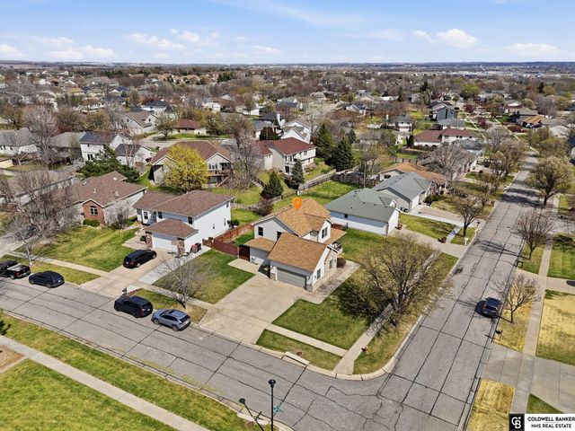 1550 Meadow Lark Road, Lincoln, NE 68521