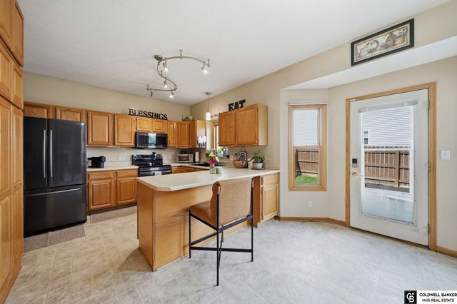 1550 Meadow Lark Road, Lincoln, NE 68521