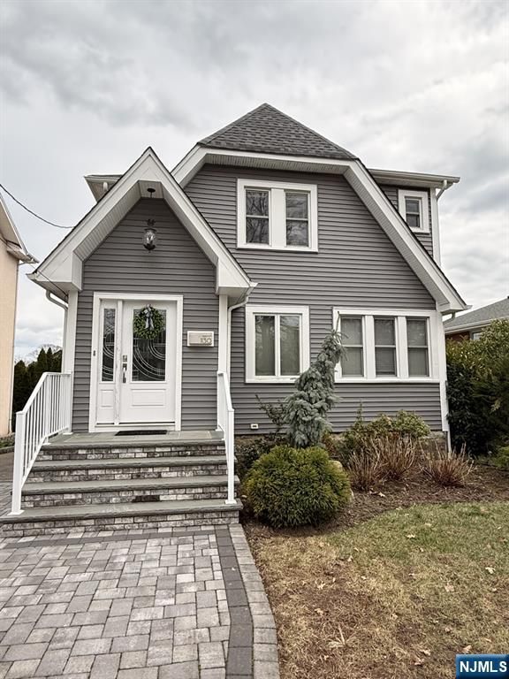 1130 Abbott Boulevard, Fort Lee, NJ 07024