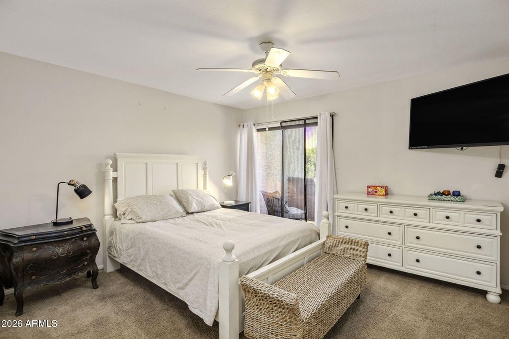 Image 15 of property listing at 985 N GRANITE REEF Road 154, Scottsdale, AZ 85257