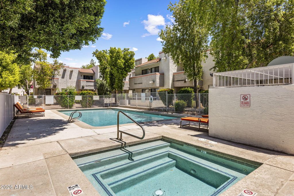 Image 26 of property listing at 985 N GRANITE REEF Road 154, Scottsdale, AZ 85257