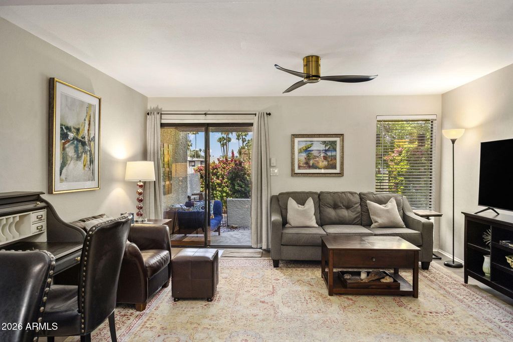 Image 6 of property listing at 985 N GRANITE REEF Road 154, Scottsdale, AZ 85257