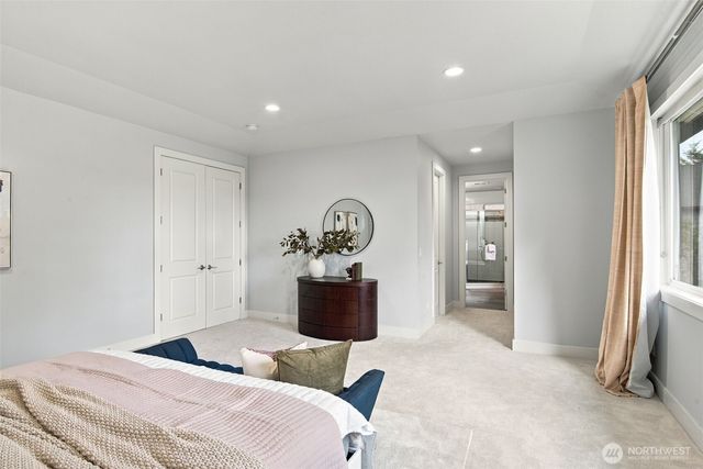 3240 112th Avenue SE, Bellevue, WA 98004