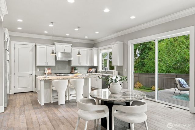 3240 112th Avenue SE, Bellevue, WA 98004