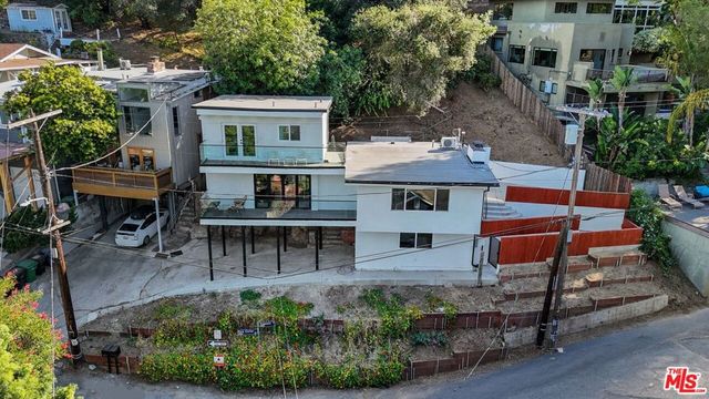 6900 Treasure Trail, Los Angeles, CA 90068