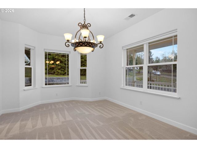 982 DOERNER Rd, Roseburg, OR 97471