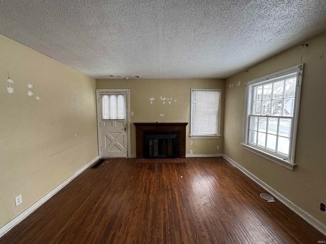 4502 Hoagland Avenue, Fort Wayne, IN 46807