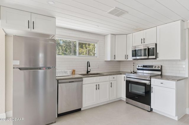 612 Holly Street, Daytona Beach, FL 32117