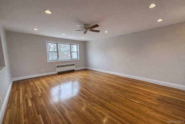 212-09 16 Avenue 168, Bayside, NY 11360