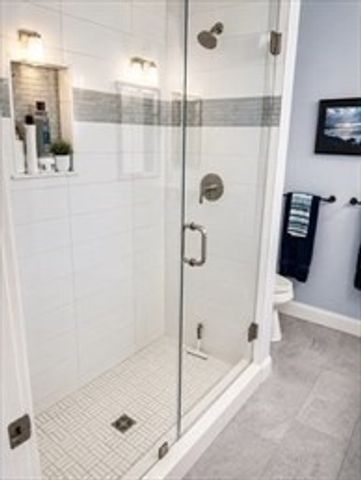 15 Beacon St, Wareham, MA 02558