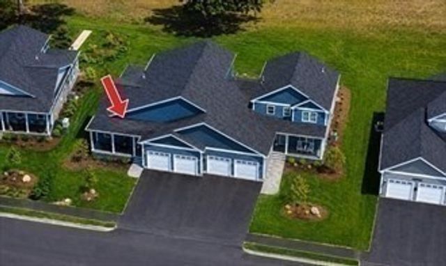15 Beacon St, Wareham, MA 02558