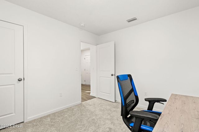 3987 Oxford Avenue, Chipley, FL 32428