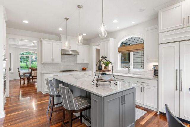 710 Shadyview Lane N, Plymouth, MN 55447