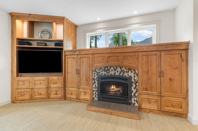 710 Shadyview Lane N, Plymouth, MN 55447