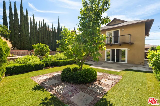 4767 Round Top Drive, Los Angeles, CA 90065