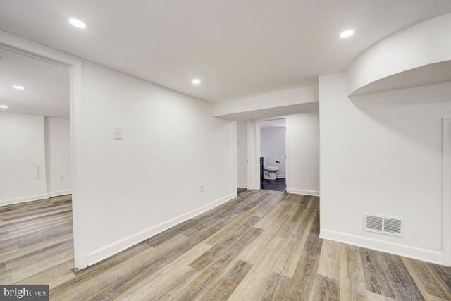 3214 5TH ST SE, Washington, DC 20032