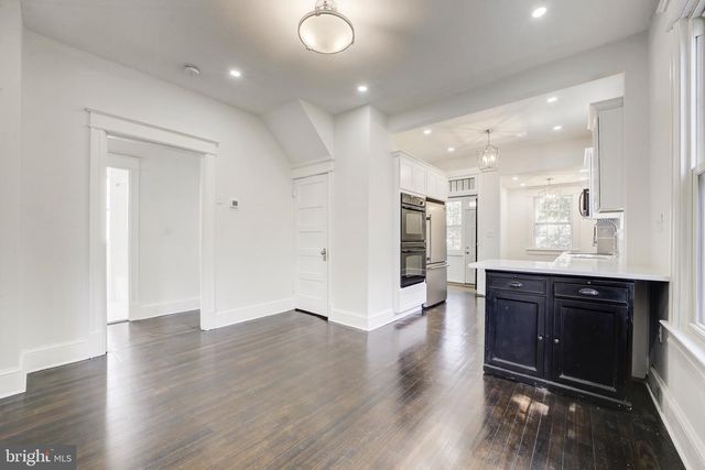 3214 5TH ST SE, Washington, DC 20032