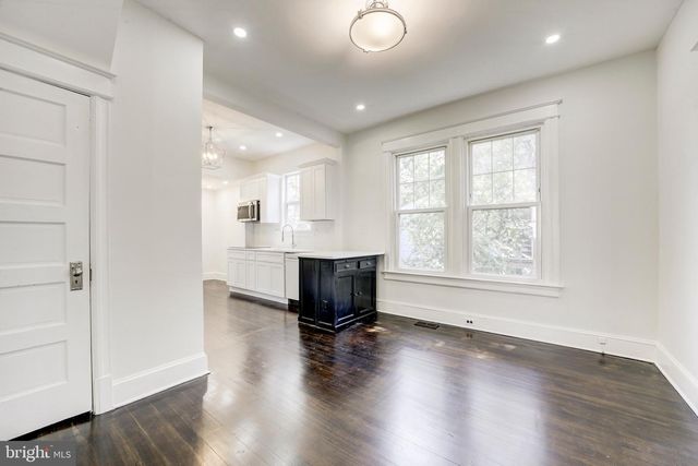 3214 5TH ST SE, Washington, DC 20032