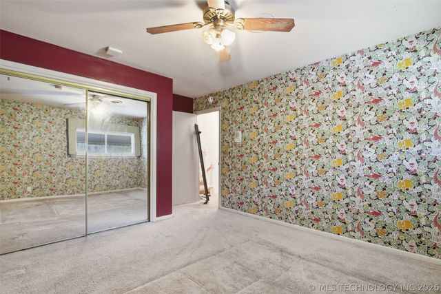 6022 S 72nd East Avenue, Tulsa, OK 74145