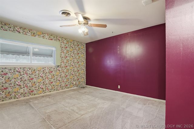 6022 S 72nd East Avenue, Tulsa, OK 74145