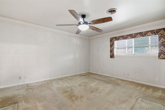 6022 S 72nd East Avenue, Tulsa, OK 74145