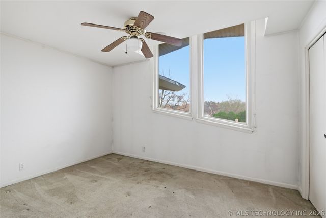 6022 S 72nd East Avenue, Tulsa, OK 74145