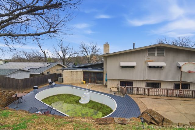 6022 S 72nd East Avenue, Tulsa, OK 74145